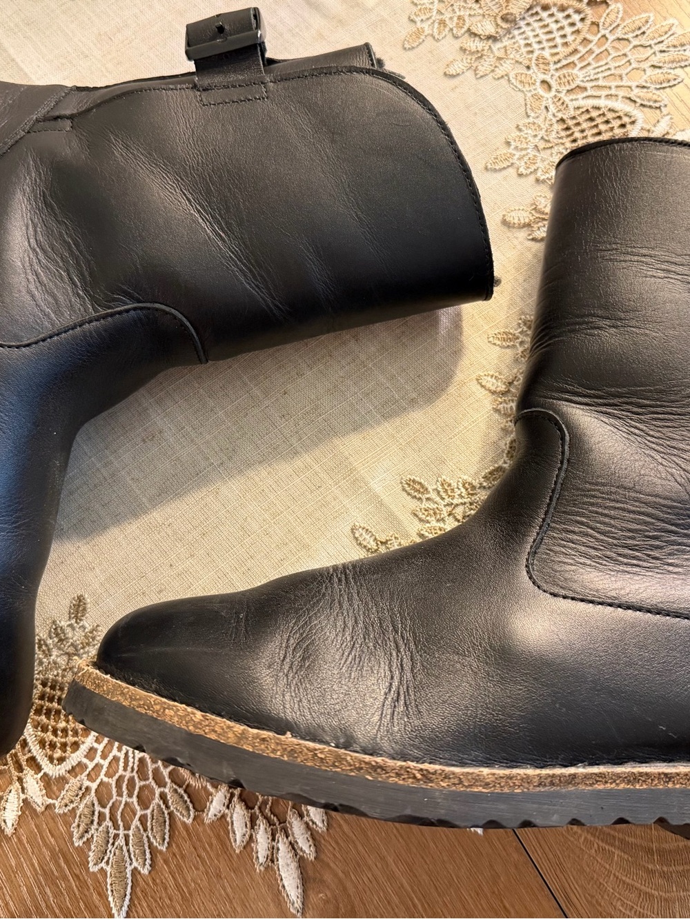 Women’s Birkenstock Uppsala Shearling Mid High Black Smooth Leather Buckle Boots - Picture 3 of 10